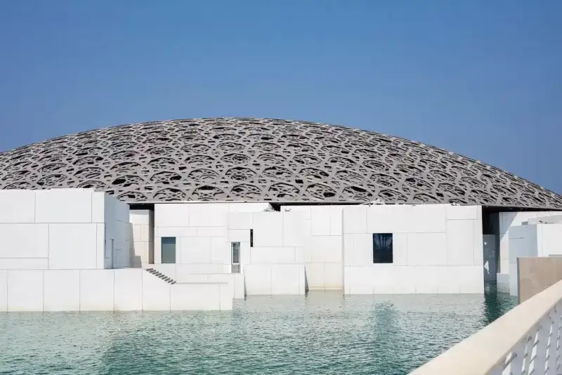 Dubai and India Tour Package